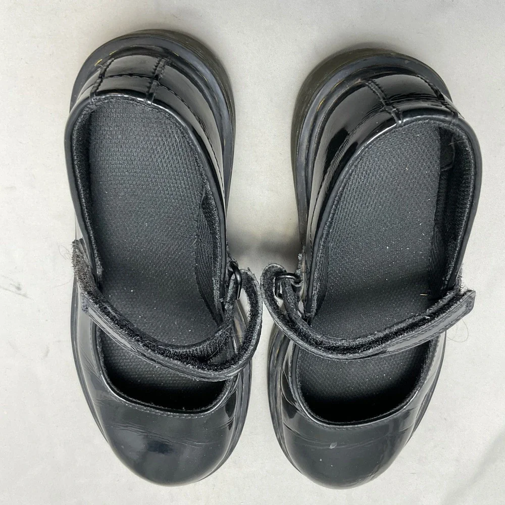 Dr. Martens Polly Mary Jane Kids Size 1 Black Patent Leather T-Strap Shoes